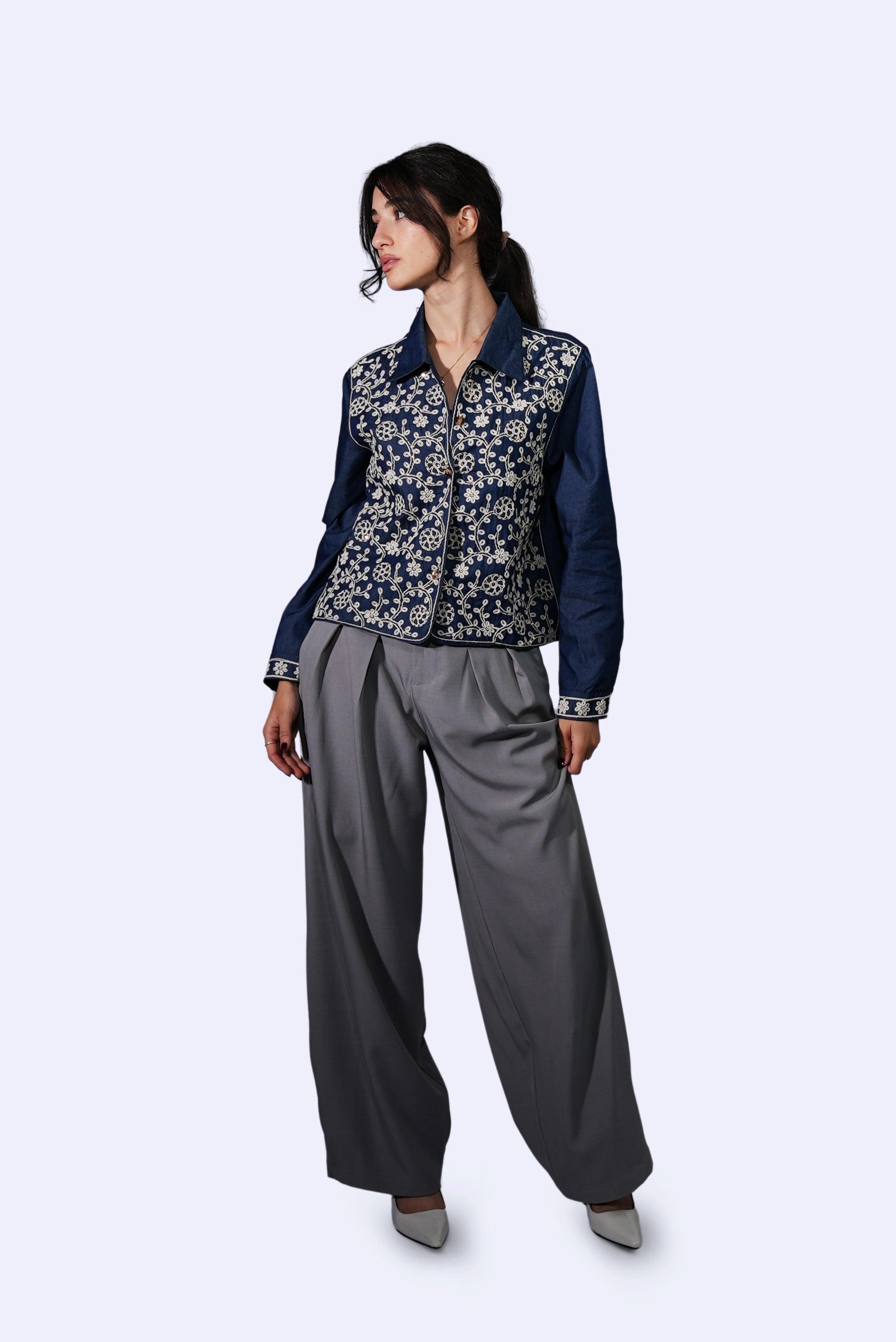 chemise brodée bleue
