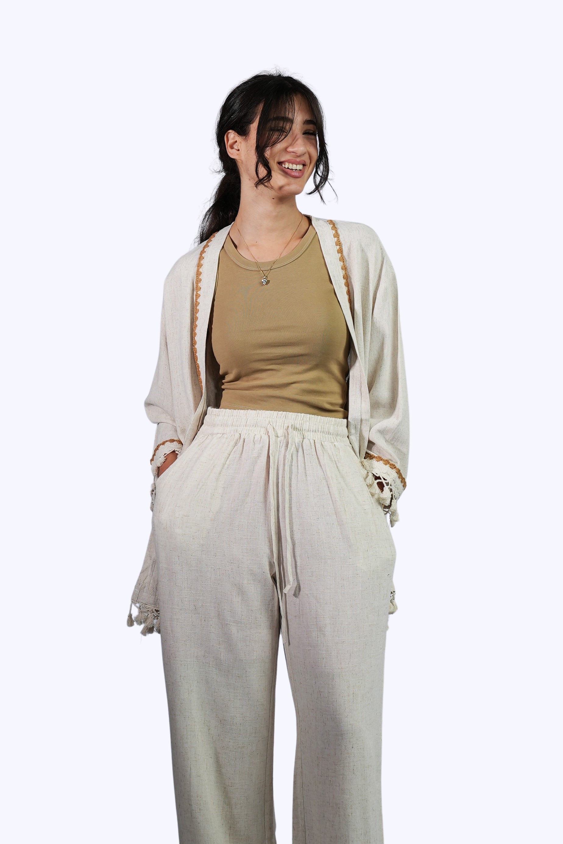 Ensemble écru à pompons