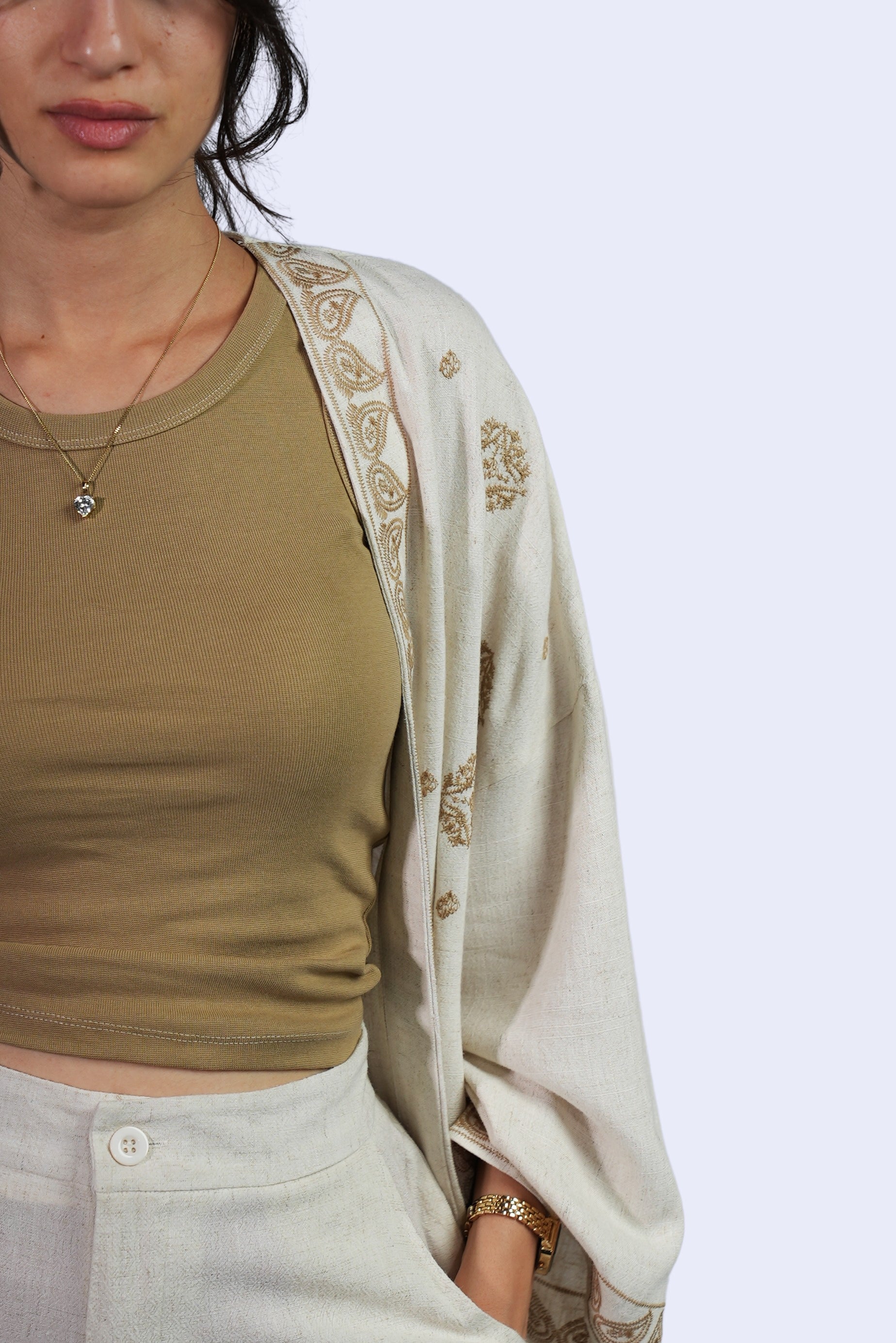 Ensemble écru à motifs beiges