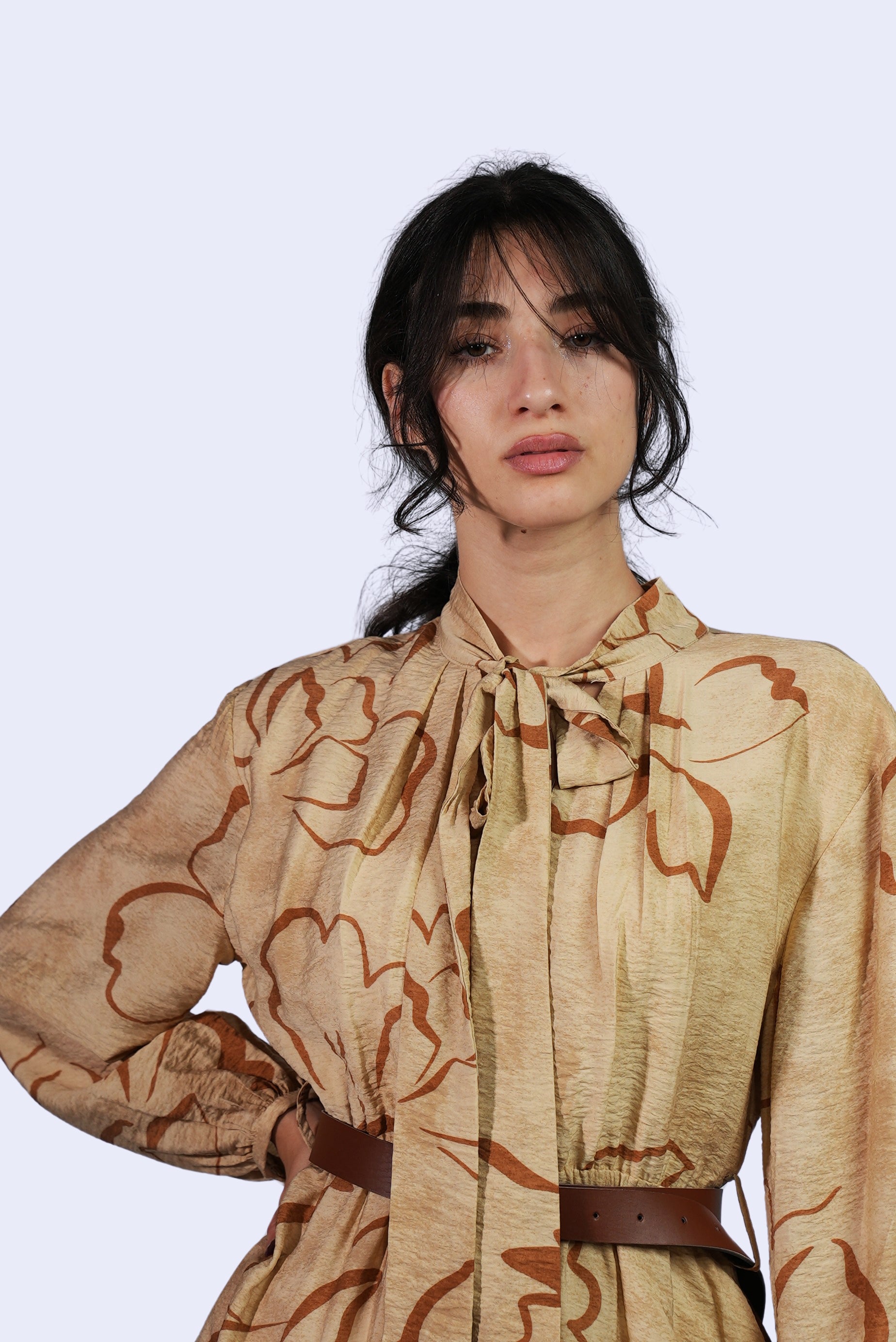 Robe beige imprimée à nœud