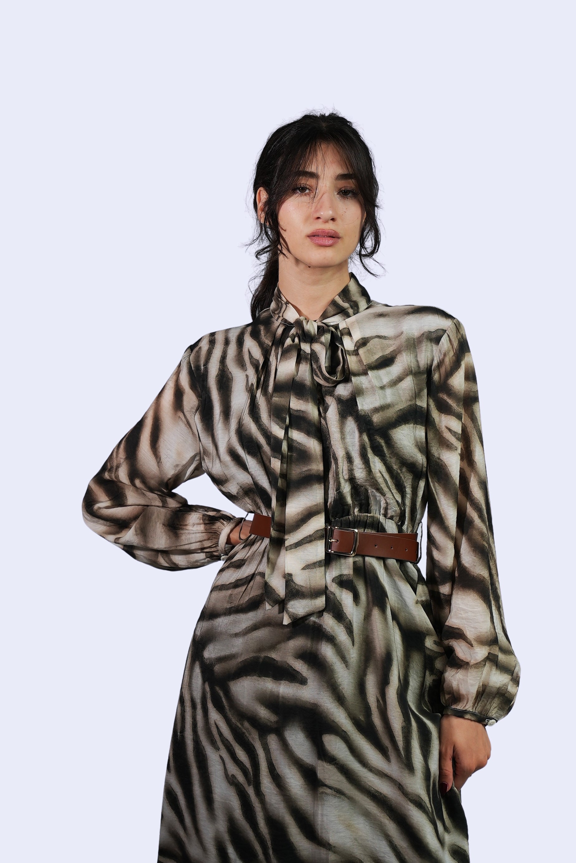 Robe beige imprimée à nœud