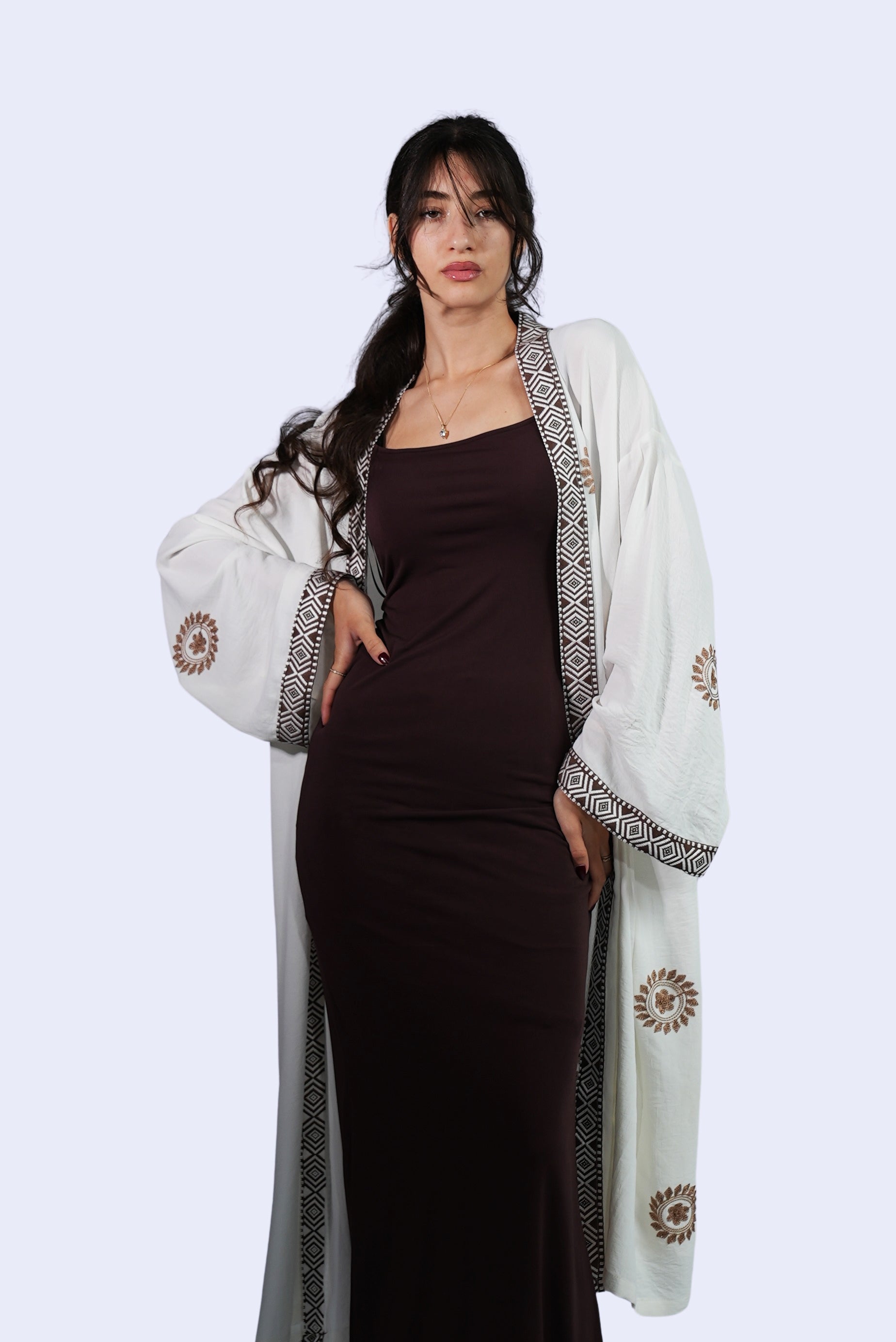 Kimono écru brodé