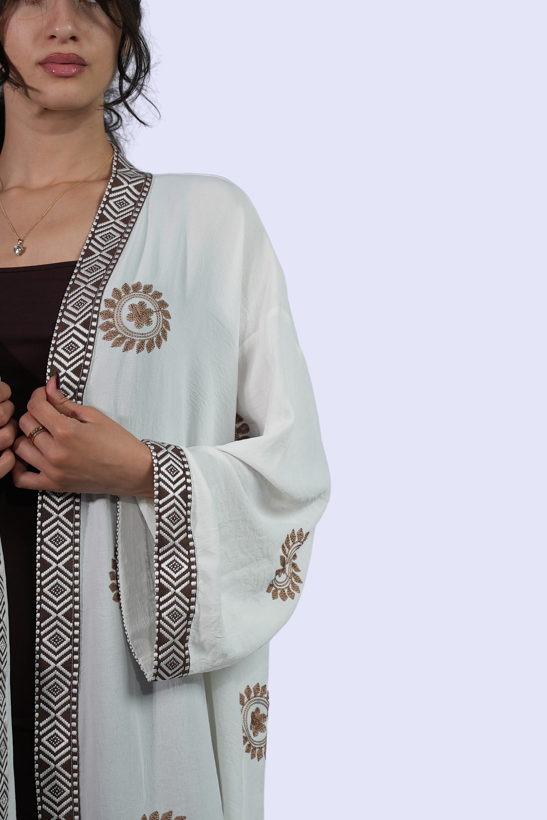 Kimono écru brodé