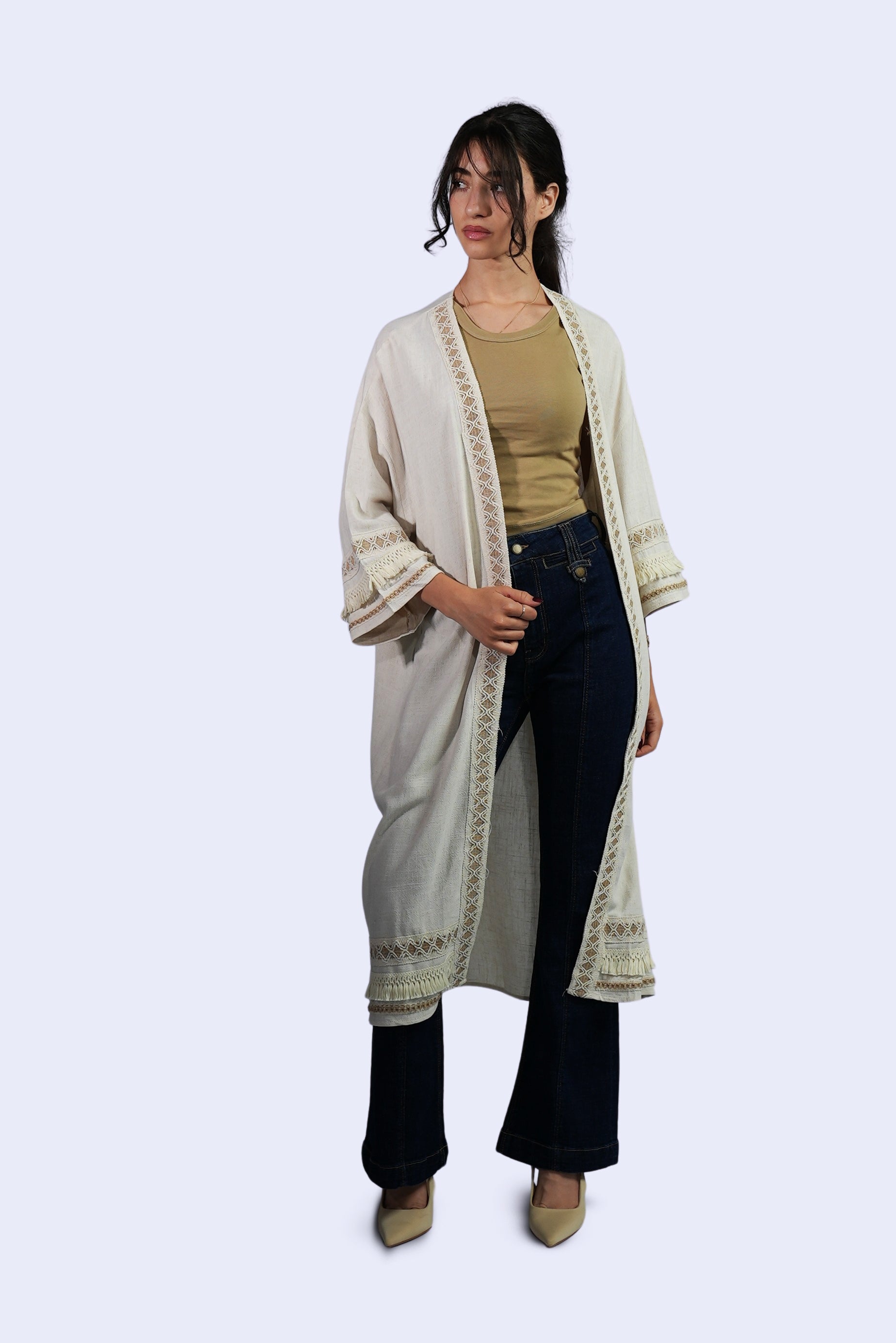 Kimono écru brodé