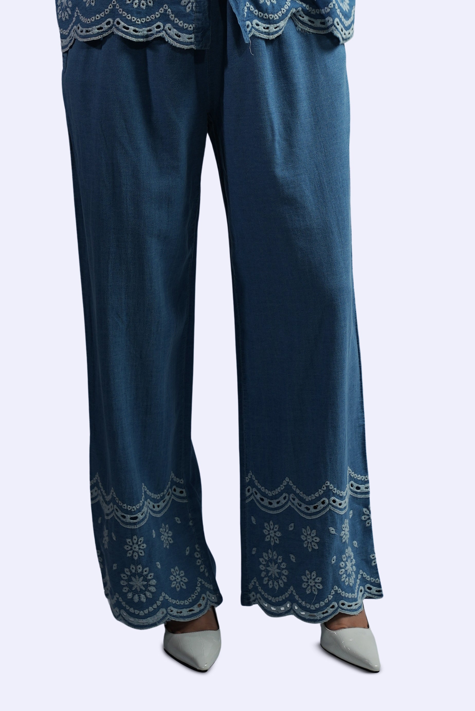 Ensemble en denim brodé