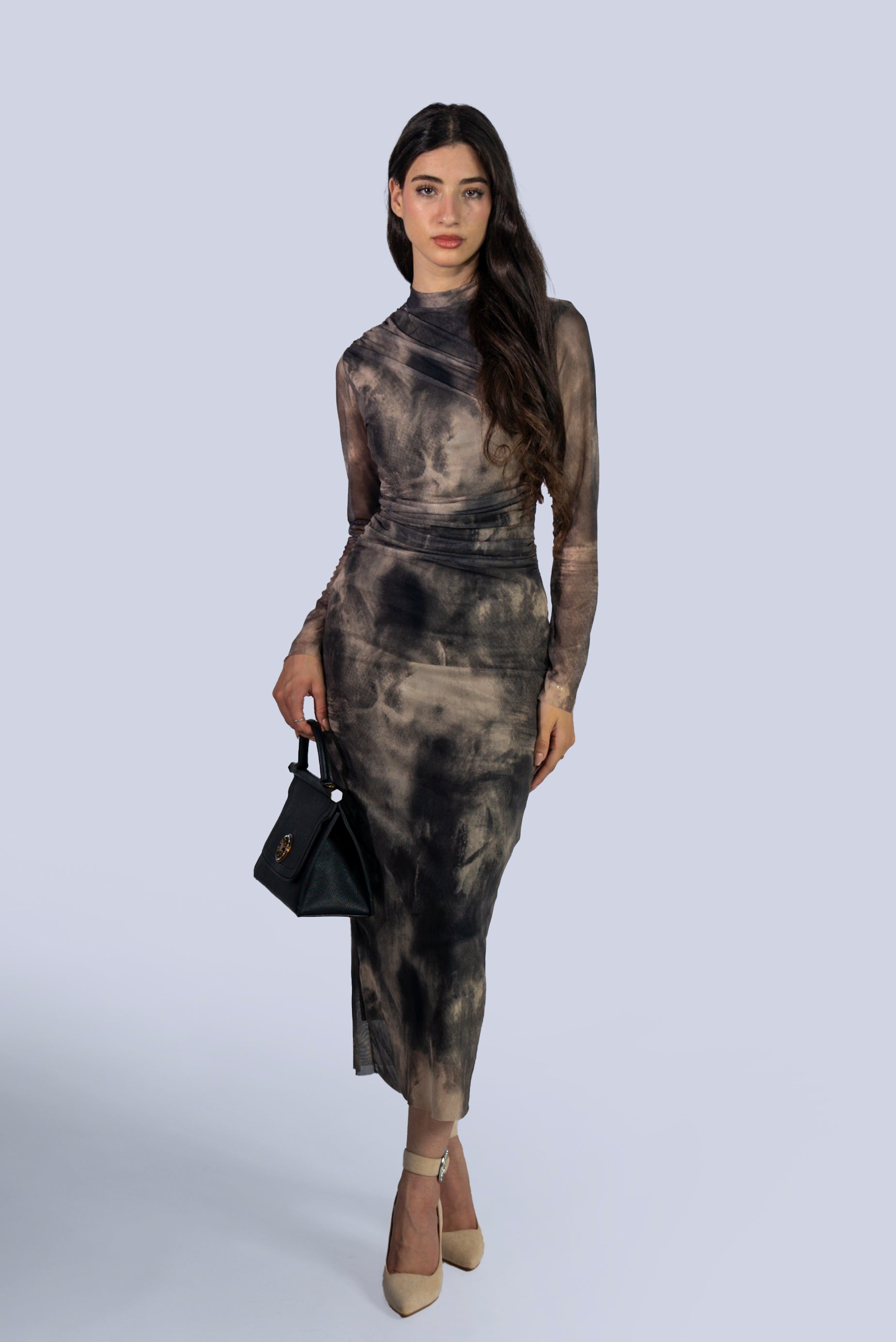 Robe longue col montant