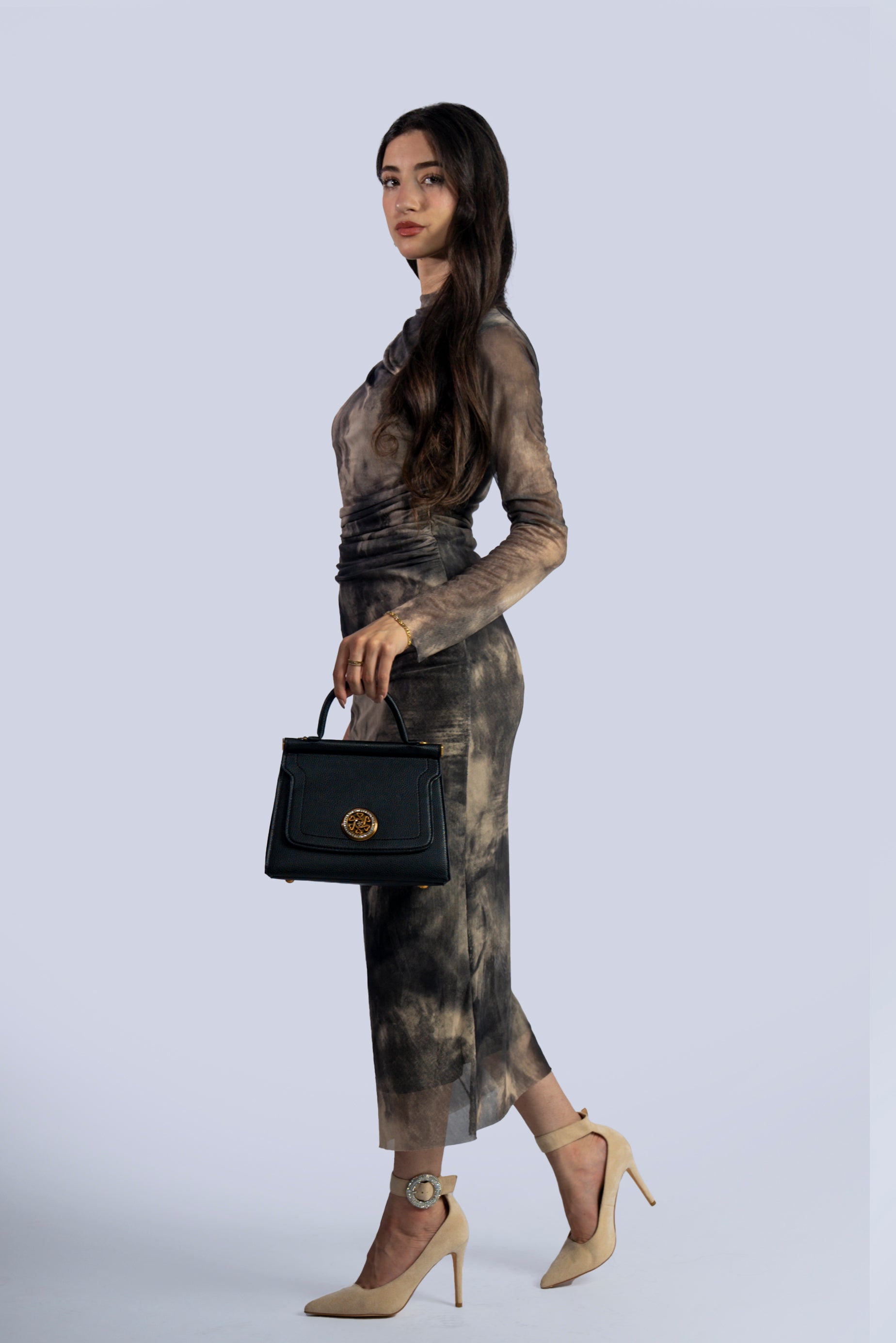 Robe longue col montant