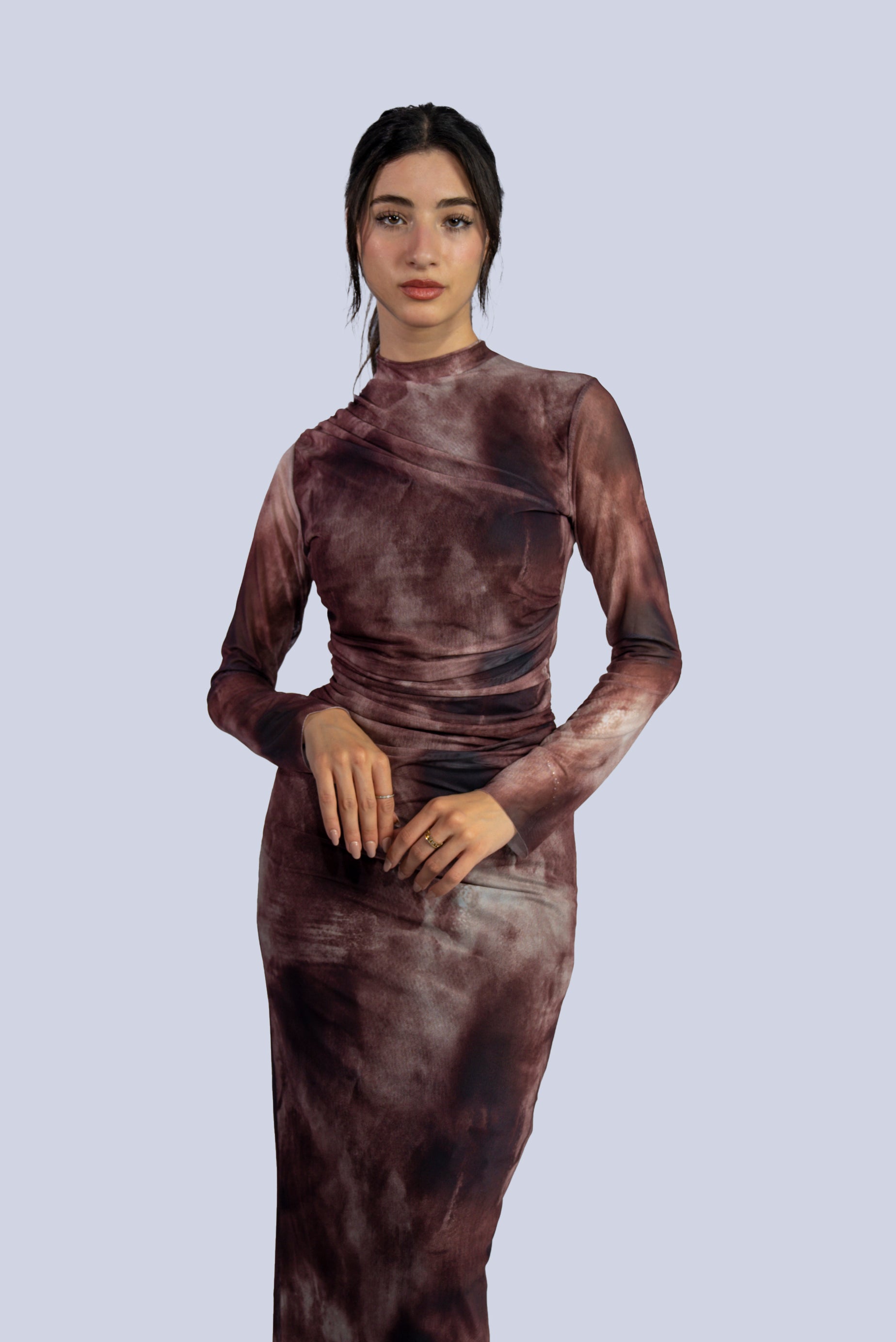 Robe longue col montant