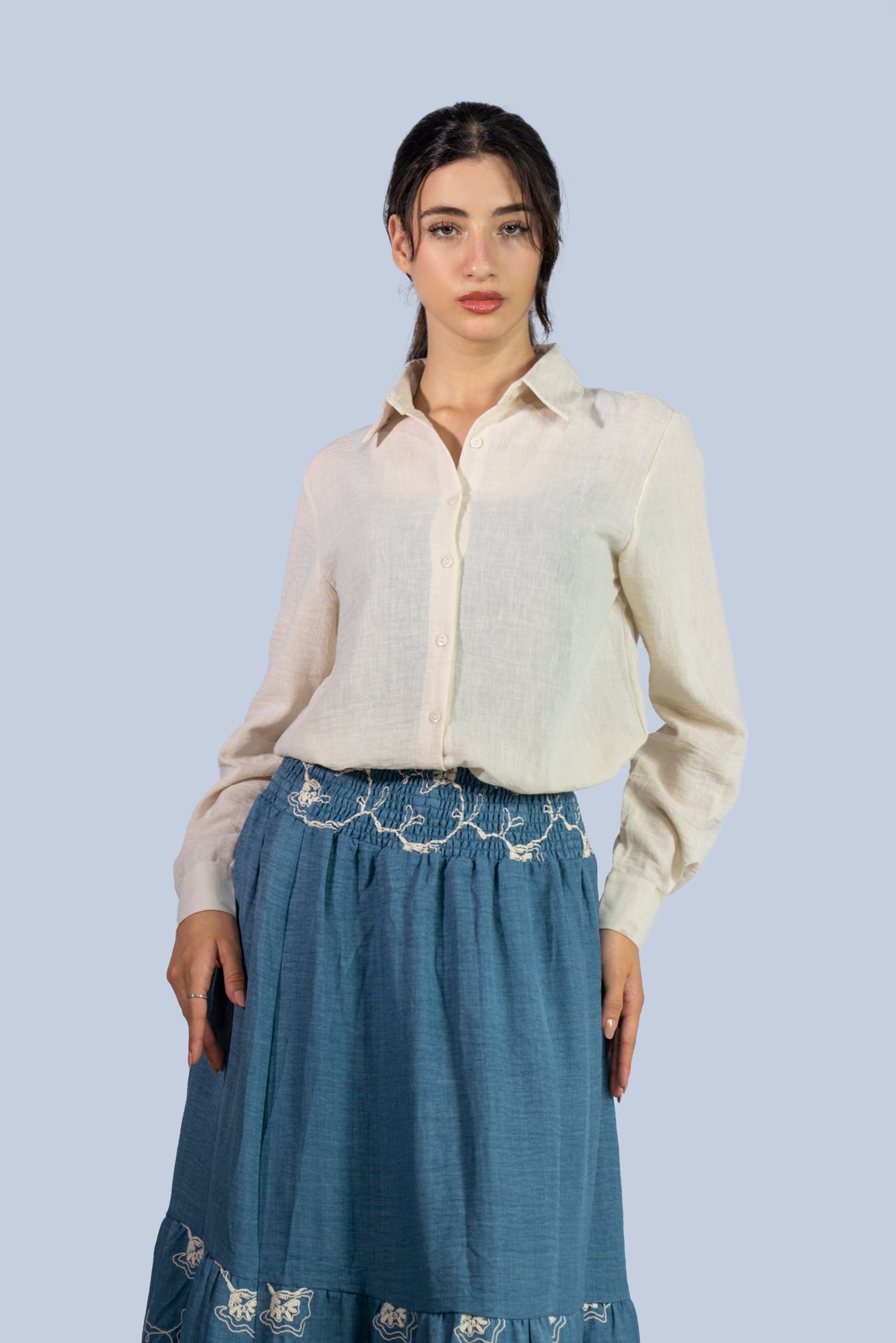 Chemise unie à manches longues