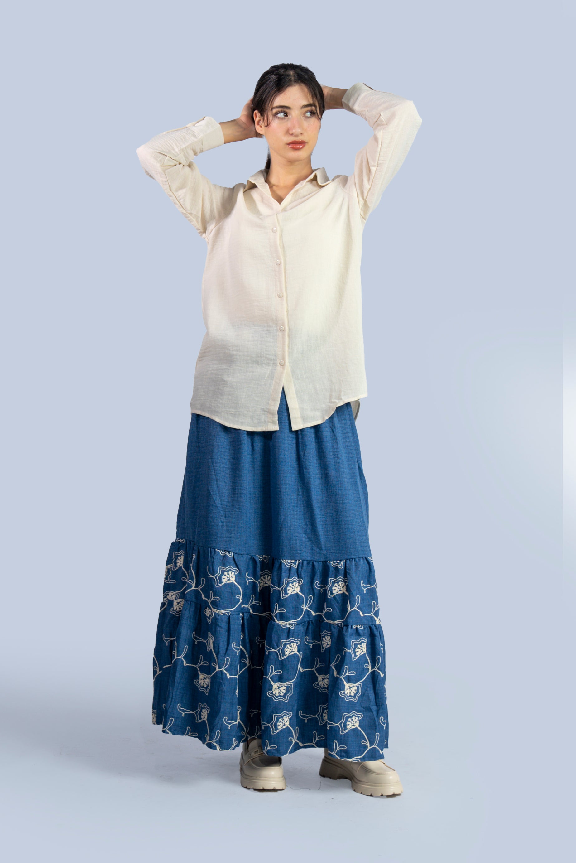 Chemise unie à manches longues