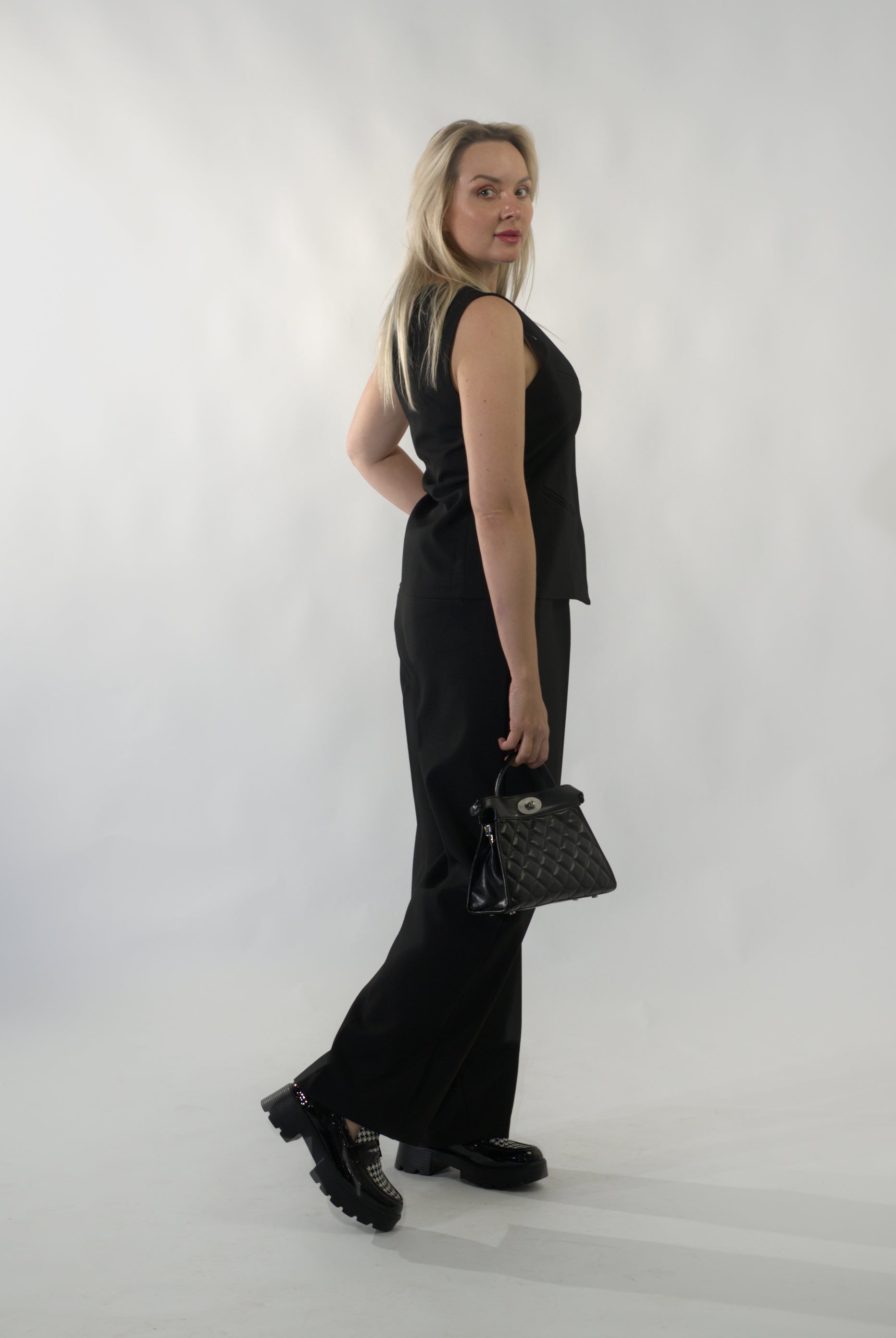 Ensemble gilet de costume sans manches et pantalon long décontracté monochrome  (RS ENSEMBLE RED 24345)