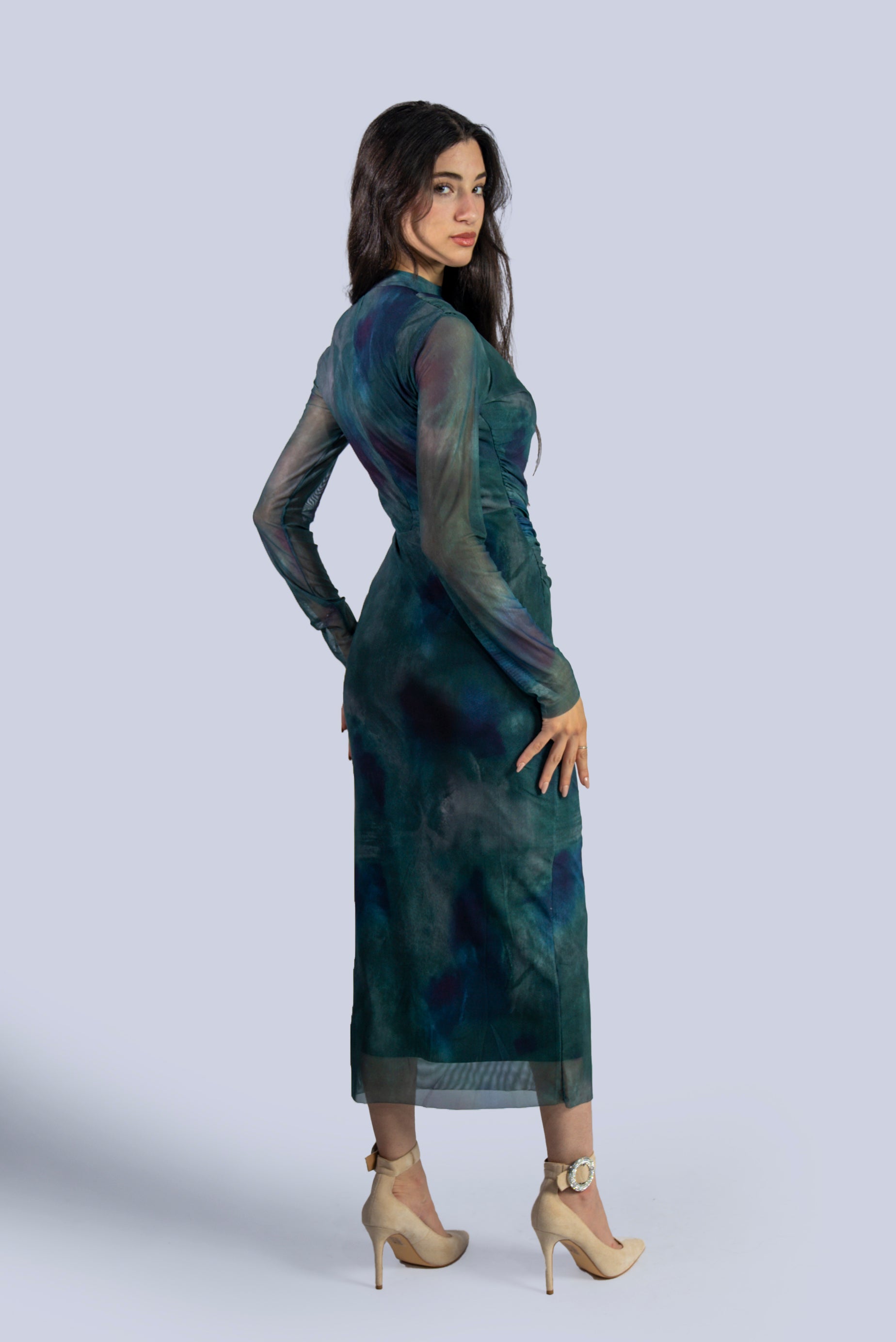 Robe longue col montant